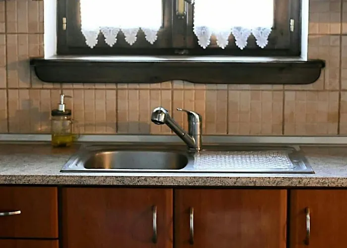 Stonehouse - The Secret Place *