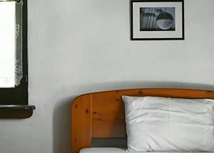 Stonehouse - The Secret Place * Vizitsa