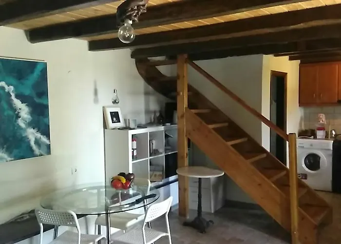 Case de vacanță Stonehouse - The Secret Place Vizitsa