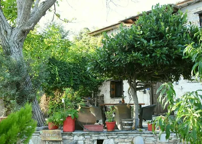 Stonehouse - The Secret Place Vizitsa