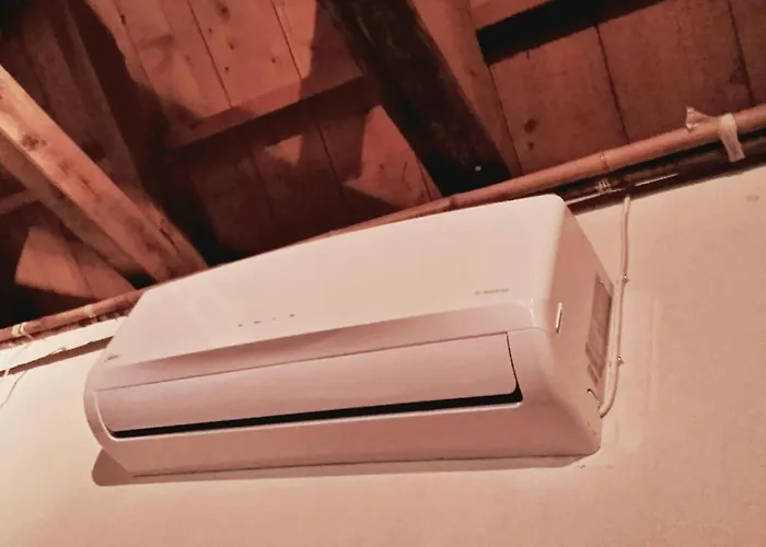 Stonehouse - The Secret Place Case de vacanță Vizitsa